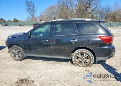2017 Nissan Pathfinder S z USA, uszkodzony, nr VIN 5N1DR2MM9HC669356